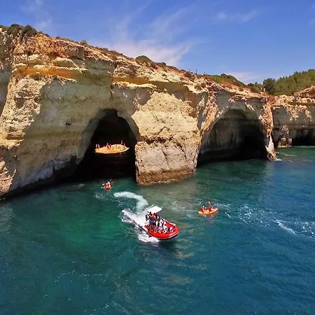 Apartment In Albufeira Near Peneco Beach *